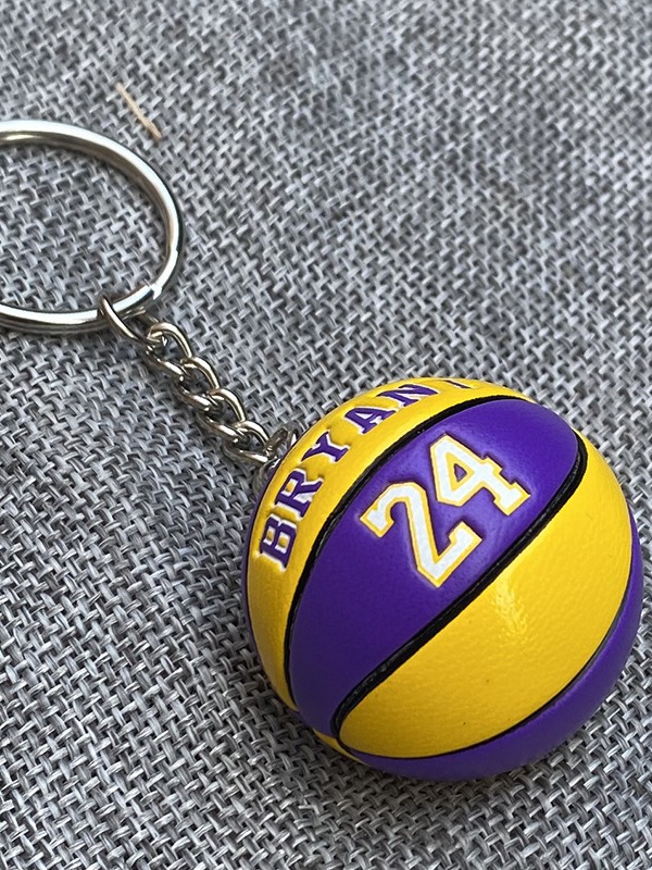 Kobe James Jordan Letter Song Horse Curry Basketball Souvenir Handmade Model Keychain