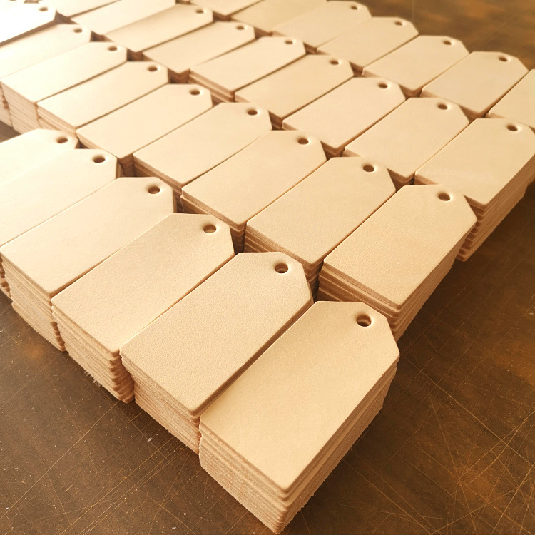 Vegetable-Tanned Leather Cowhide Cut Pieces Leather Handles Keychains Trademark Leather Billiard Bag Trim Leather Etc. Dongguan Yellow Cowhide