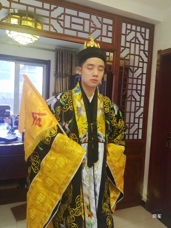 Double-Sided Embroidered Apricot Flag Does Not Include Flagpole/Flagpole, Tai Chi Bagua Flag, Taoist Flag, Five-Camp Flag, Five-Square Flag