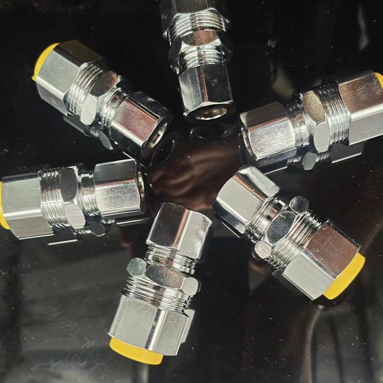 Natural gas stainless steel bellows nut 3 points 4 points 6 points 1 inch gas gas nut screw Port gas pipe connector