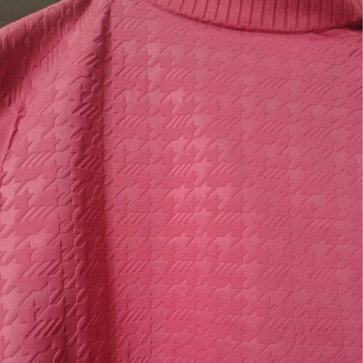 Processing of Embossed Leather, Embossed Genuine Leather Fabric, Space Cotton Knitwear, Embossed High Frequency, Large Embossed High Cycle
