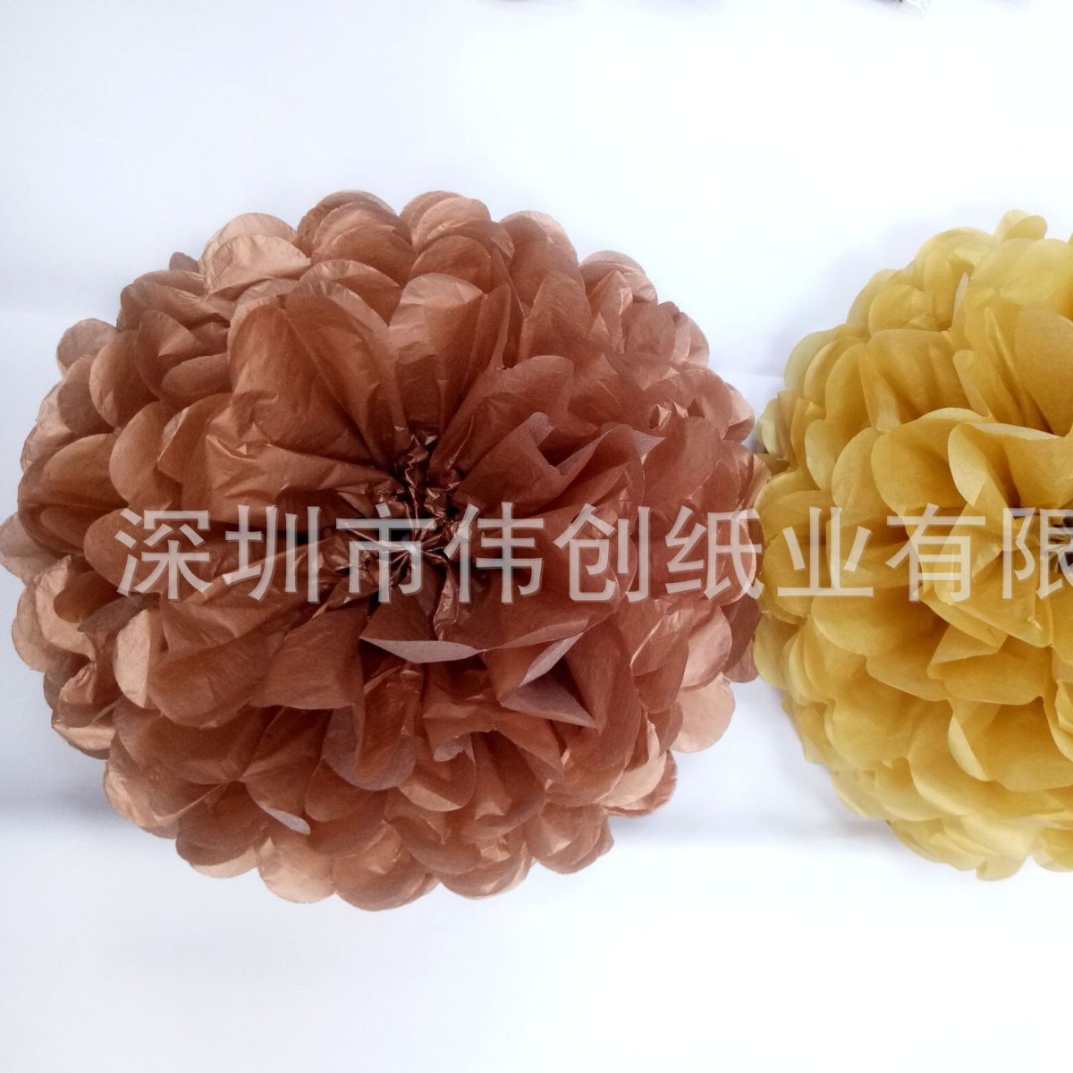 Paper Flowers Wholesale Cross-Border Supply for Christmas Decorations, European and American Holiday Party Supplies, Rose Gold, Metallic Color