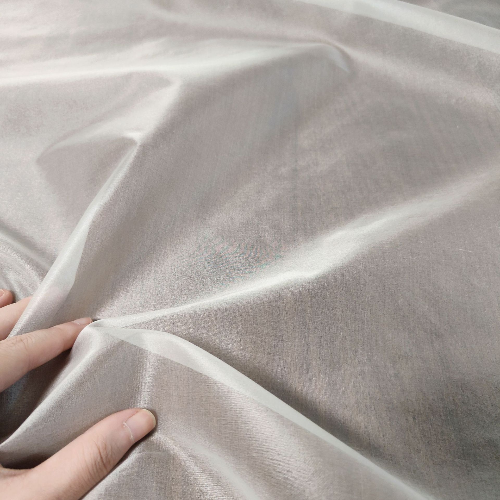 High Quality 5/6/8/10mm Silk Organza Dyed Embryo Mulberry Silk Fabric Tulle Silk Fabric White Embryo