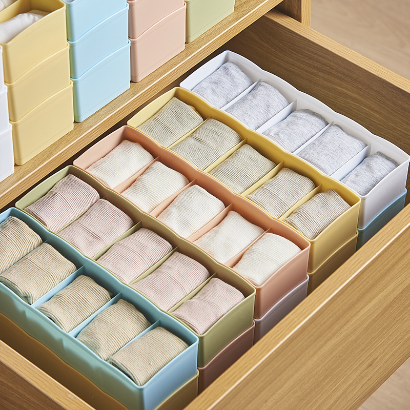Underwear and Socks Storage Box Compartment Plastic Home Wardrobe Drawer Organizer Basket Dormitory Underwear Box Storage Basket