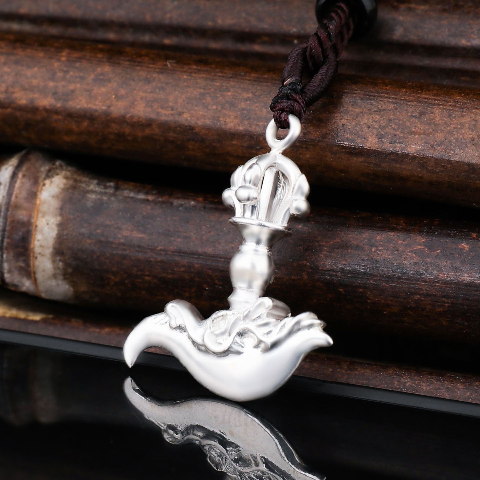 Fanmei Auspicious S999 Foot Silver Knife Pendant Men's and Women's Fixer Necklace Diamond Pestle Women's Knife Pendant