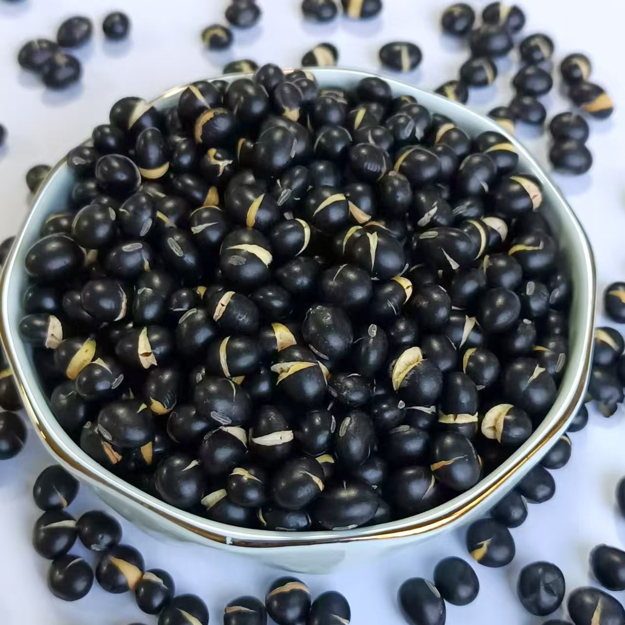 Low Temperature Baking Yellow Core Black Bean Soybean Milk Powder Grinding Raw Material Yellow Core Black Bean Grain Cooked Yellow Core Black Bean Bulk