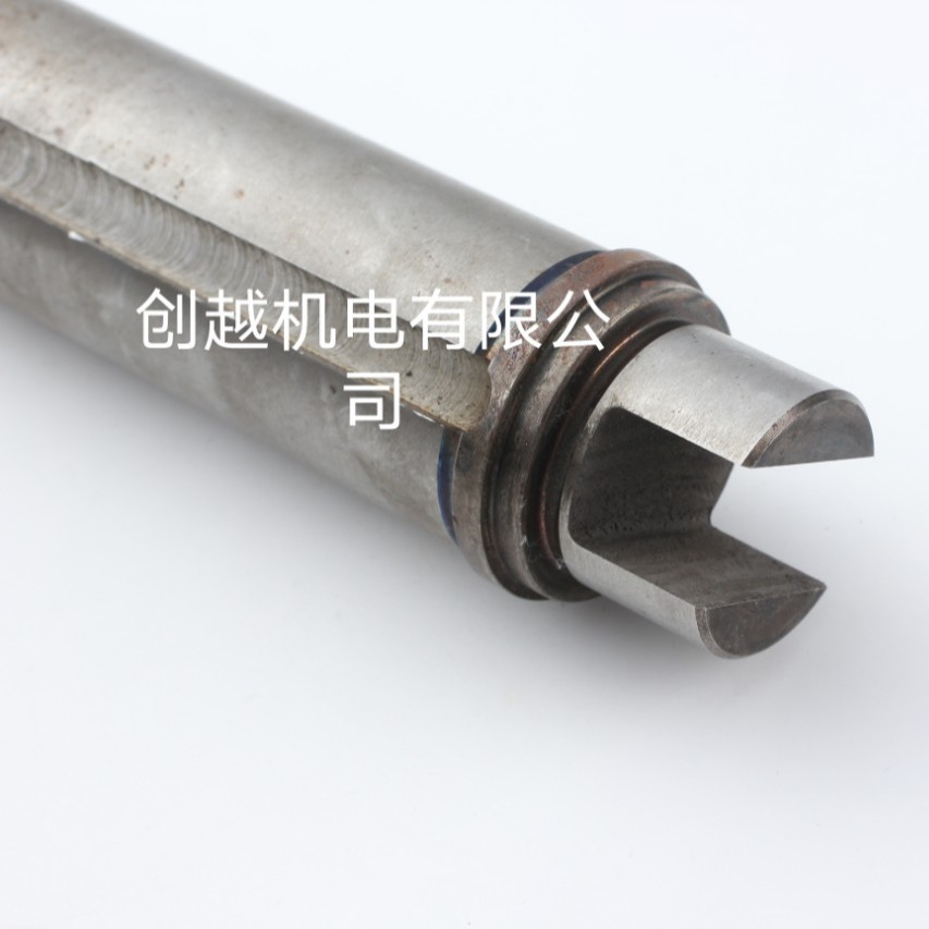 CNC lathe milling machine finishing automobile motor shaft connecting shaft production