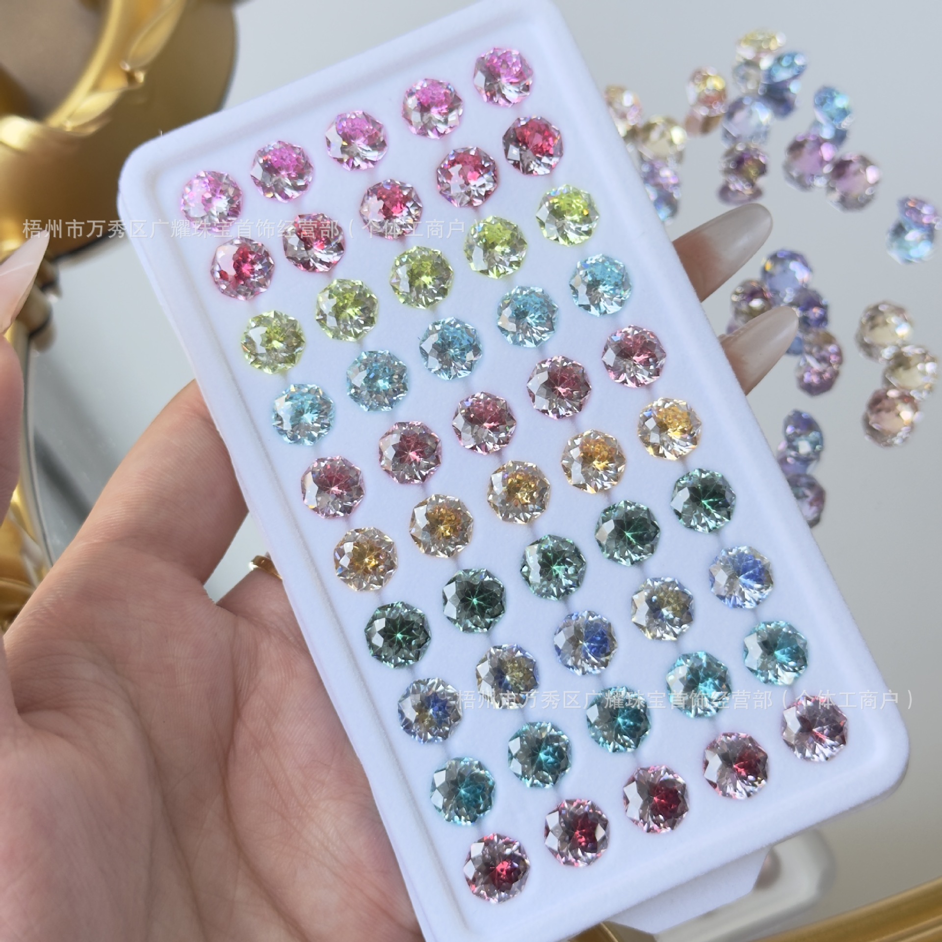 Explosive 6mm 8mm Gradient Color Sugar Heart Bouquet Cut Zircon Octagonal Pointed Bottom Loose Stone Popular Zircon