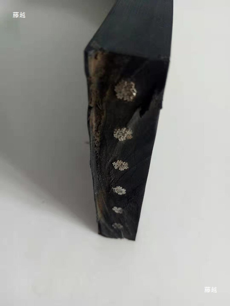 Truck Beam Pad Rubber Pad, Sleeper Pad, Crane Leg Pad, Truck Cargo Box Rubber Pad, Wear-Resistant for Car Compartment Use