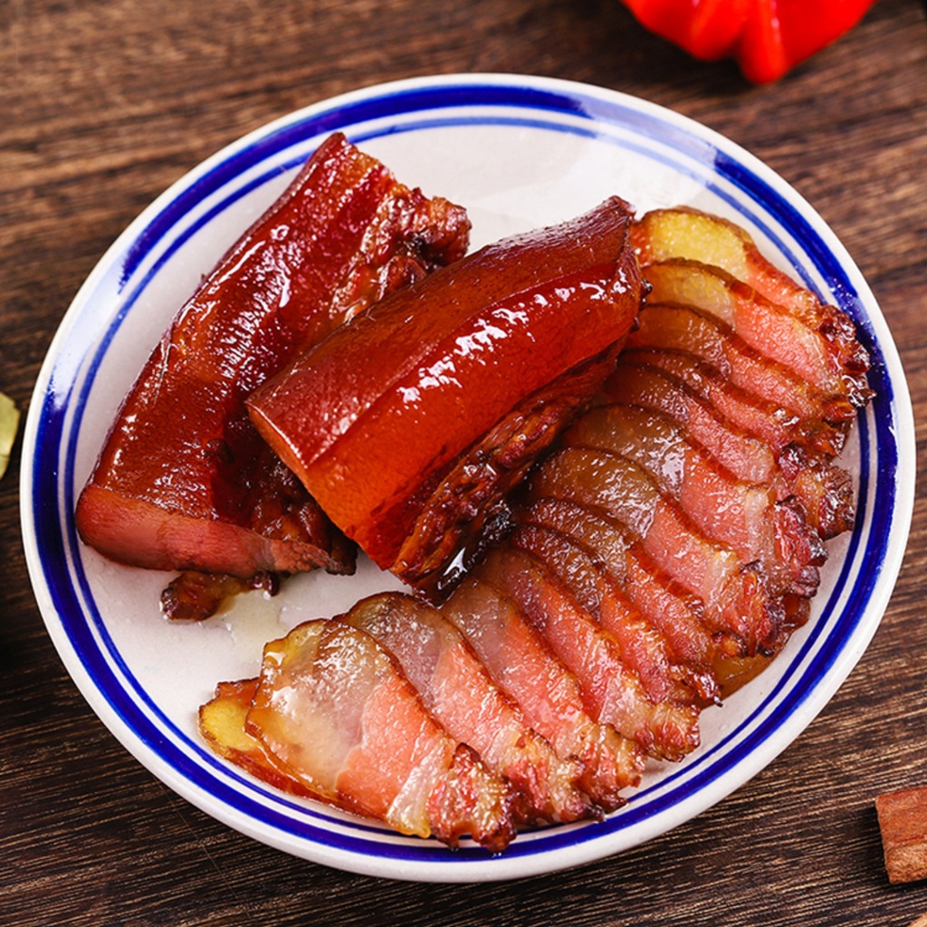 Sichuan specialty bacon smoked farmhouse homemade vacuum packaging sausage bacon ribs sausage preserved air-dried chicken