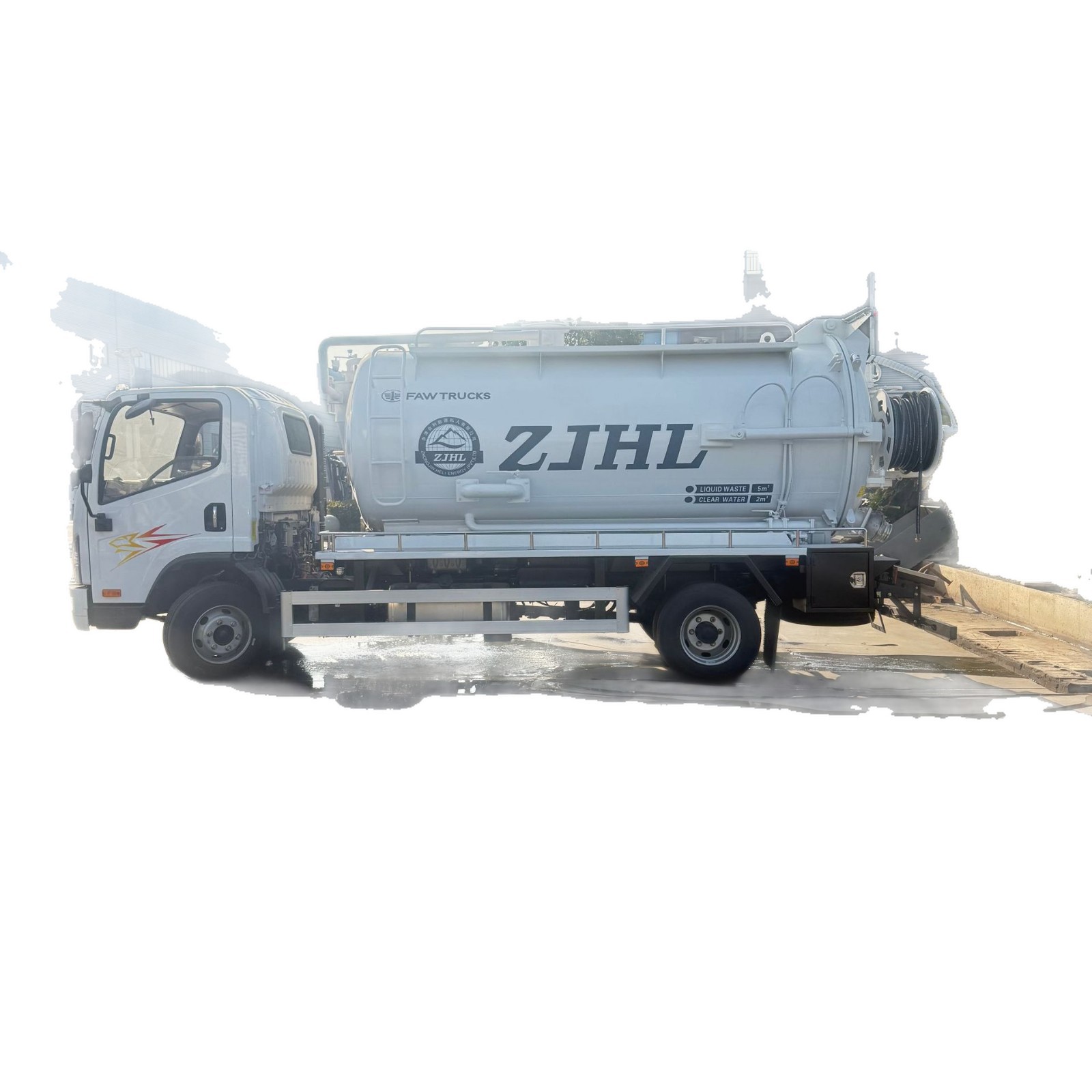 Multifunctional Pipeline Sewage Suction Truck High-Pressure Vacuum Sewage Suction Truck Can Quickly and Efficiently Unblock and Rescue