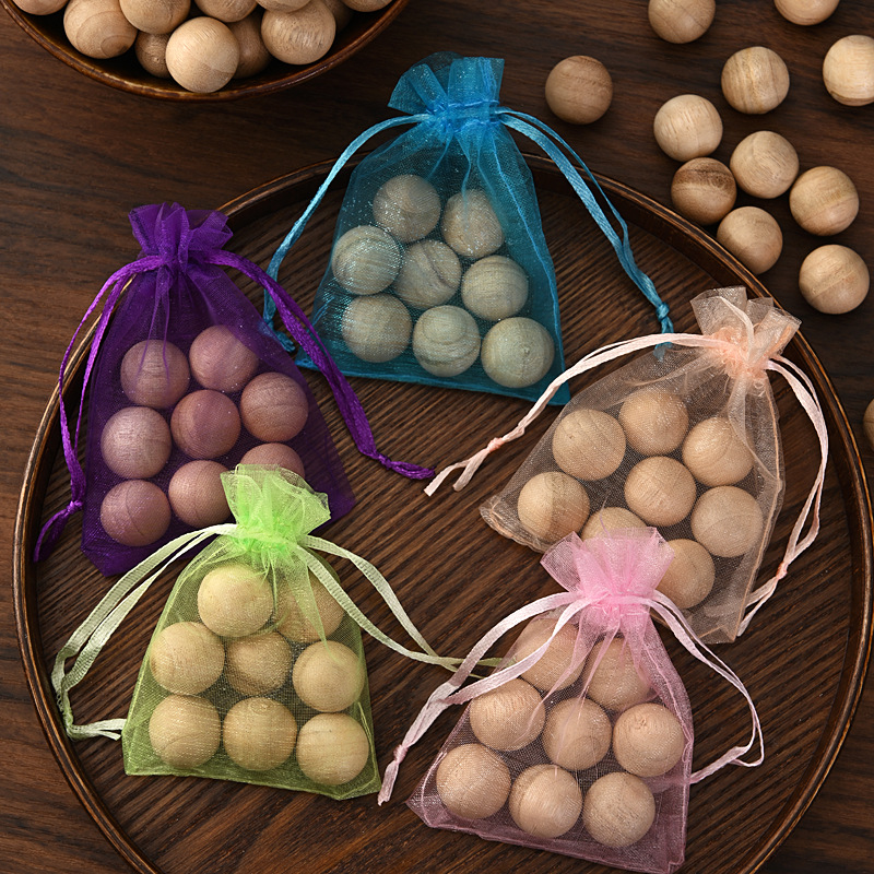 Camphor Wood Balls, Camphor Wood Beads, 20 Pieces, Diameter 1.8cm, Insect-Proof, Moth-Proof, Mildew-Proof, Deodorizing, Odor-Proof, Wardrobe Moth-Proof