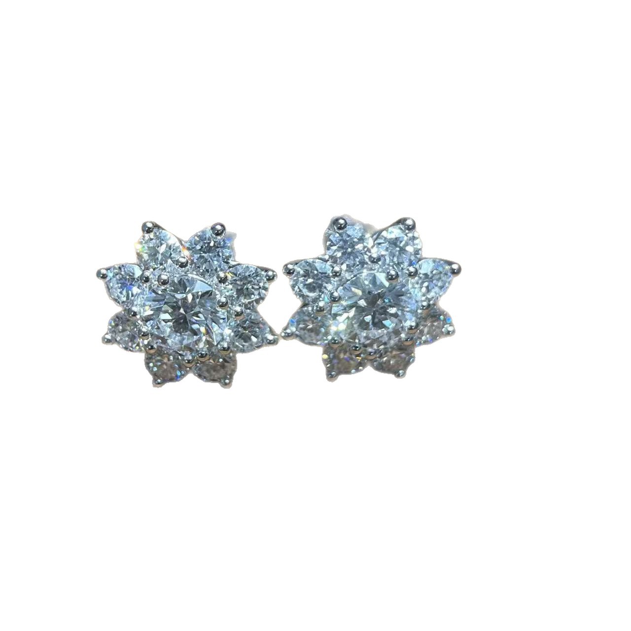 Grown Diamond Platinum Pt950 Sunflower Earrings Inlaid with Secondary Stones Synthetic Diamond Earrings in Stock