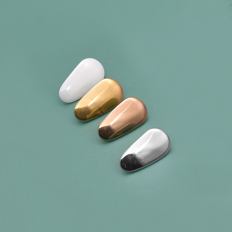 Ready Supply 13*7mm Silver Fashionable Non-Magnetic and Traceless Ceramic Glasses Nose Pads Anti-Slip and Anti-Dirty Stipules