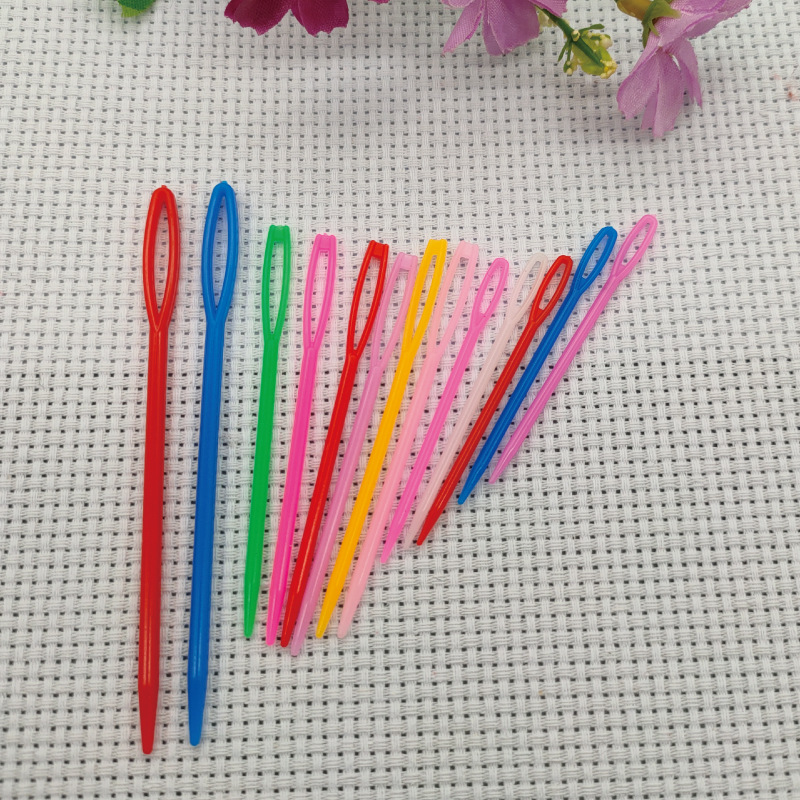 Plastic Knitting Needles, Eco-Friendly Yarn Needles for Hand Sewing, Cross-Stitch Needles Wholesale in Various Sizes, Portable and Compact
