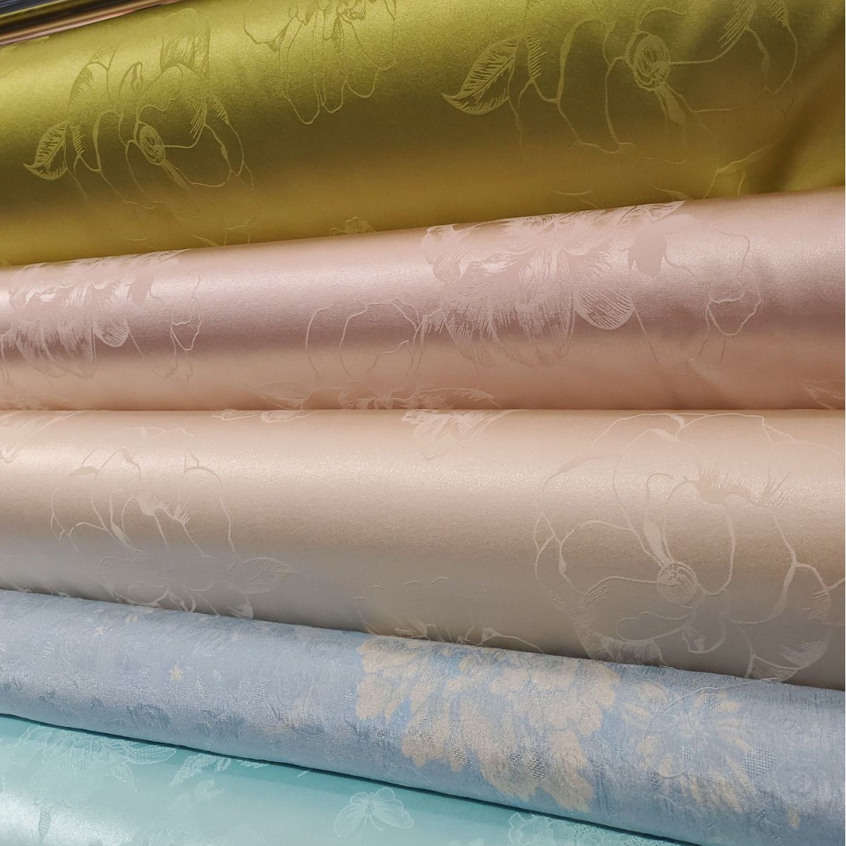 Silk Jacquard Mulberry Satin Stretch Guanle Satin Silk Fabric for Spring and Summer, 19 Momme, 140 Width