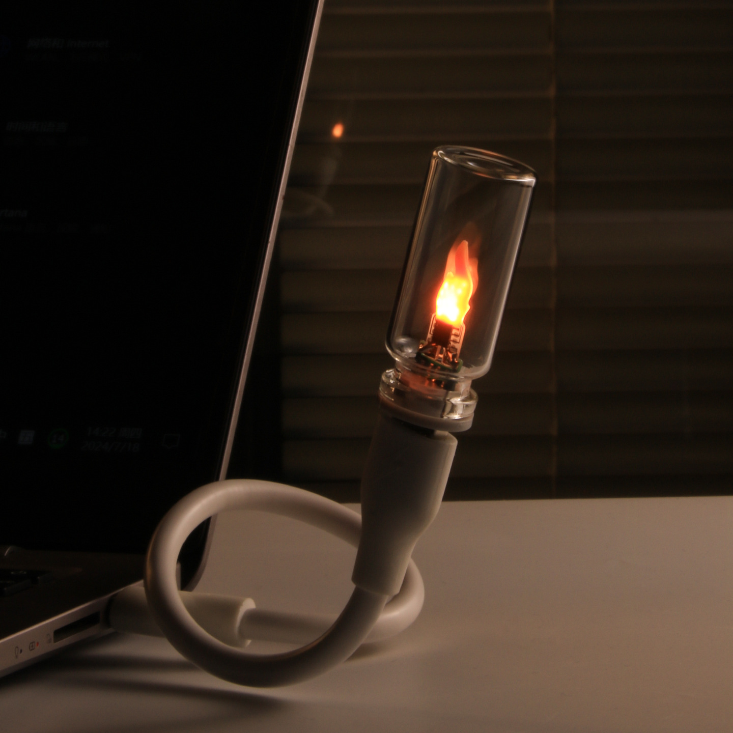 Rx9008 Glass Bottle Led Flame Lamp USB Simulated Flame Christmas Atmosphere Lamp Retro Candle Night Light