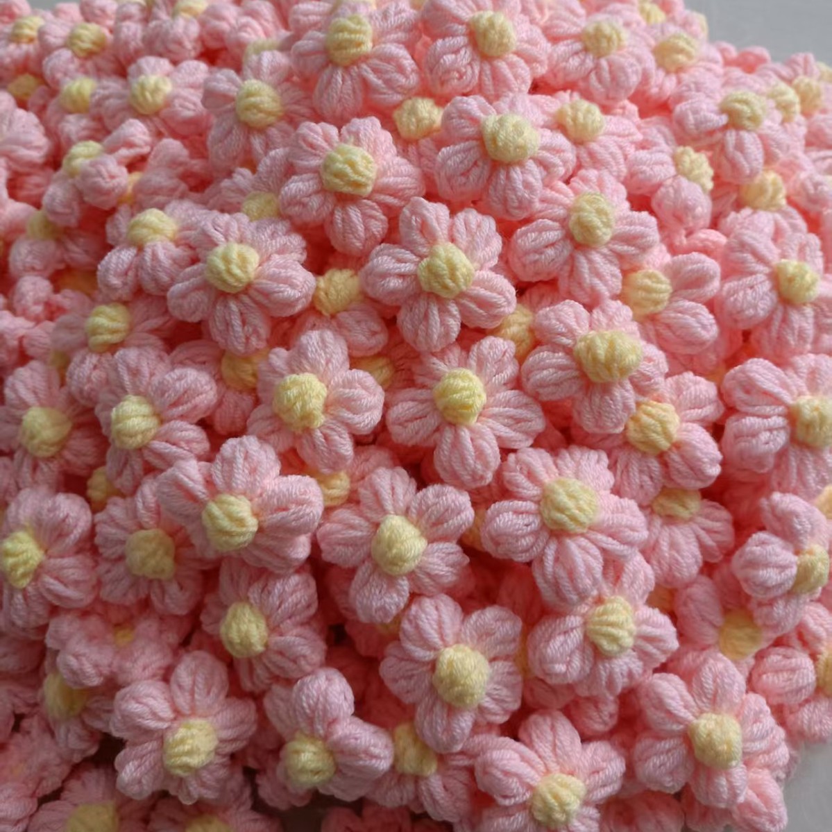 Spot Handmade Crochet Puff Flower Wool Flower DIY Hairpin Jewelry Accessories Corsage Bag Clothing Accessories Flower