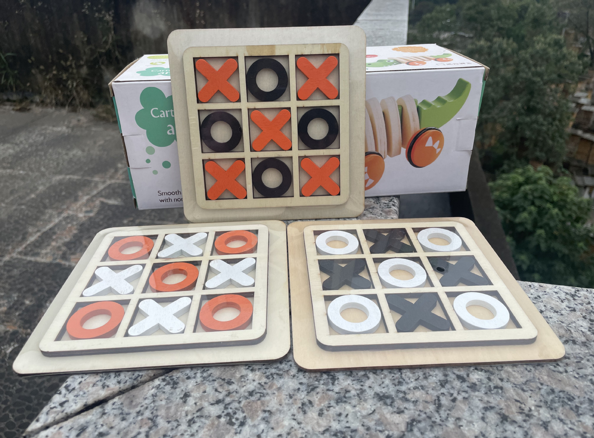 Children's three-piece tic tic tac toe casual battle board game wholesale wooden enlightenment teaching aids toys