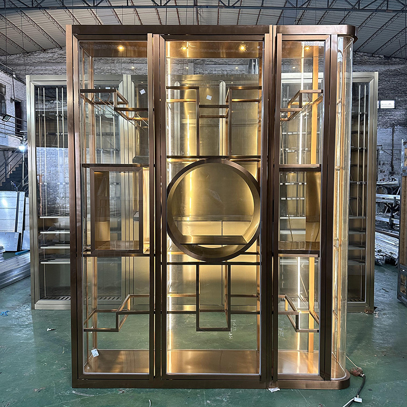 Барный изогнутый стеклянный винный шкаф высококачественный белый винный шкаф для иностранного вина красного вина витрина из нержавеющей стали