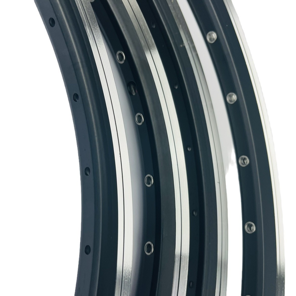 Bicycle Rims - V-Brake Style, Suitable for Mountain/Travel/Princess Bikes, Etc., All Models 20-29 Inch, High-Strength and Wear-Resistant