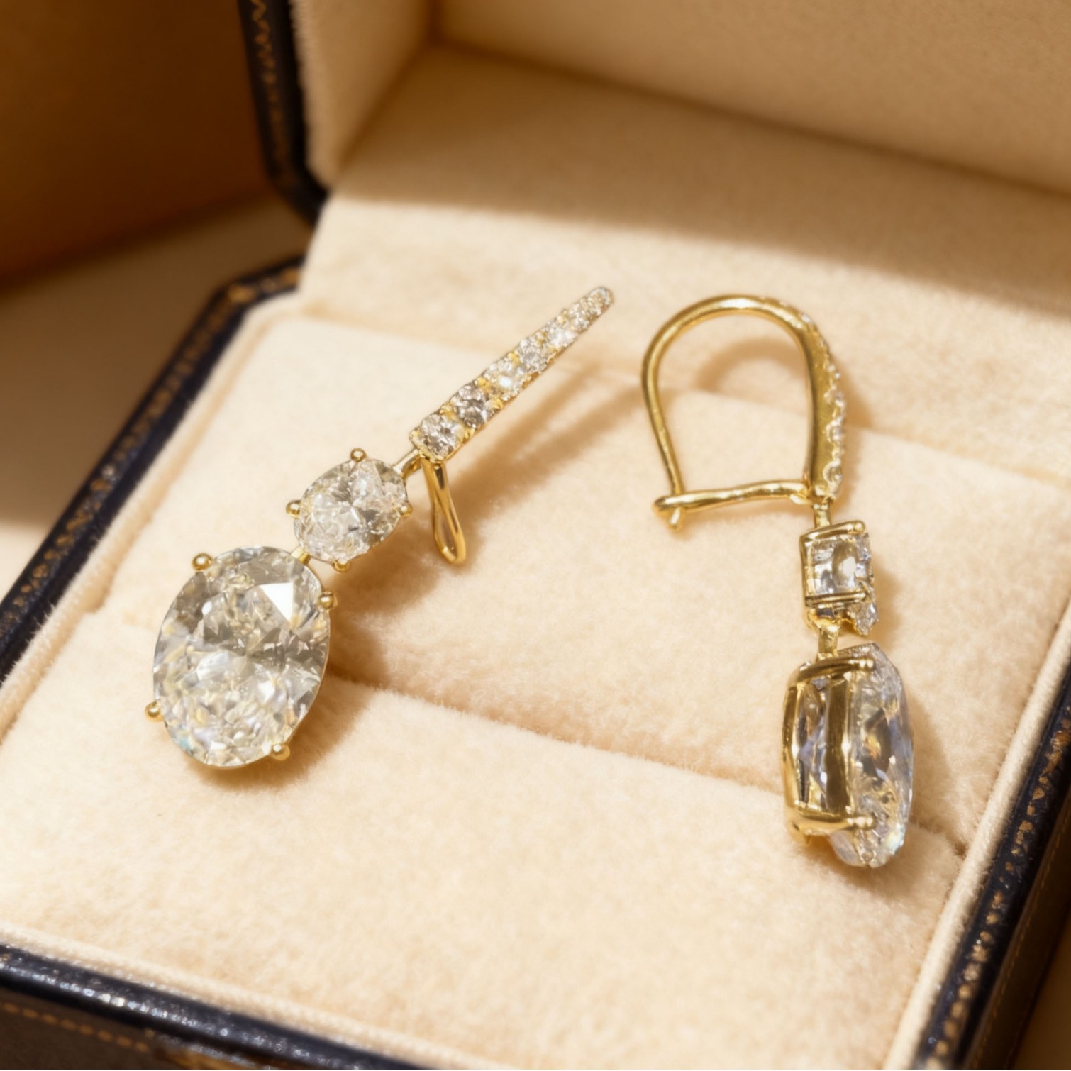 Grown Diamond 18K Gold Oval Earrings Artificial Diamond Earrings Inlaid Synthetic Diamond Jewelry