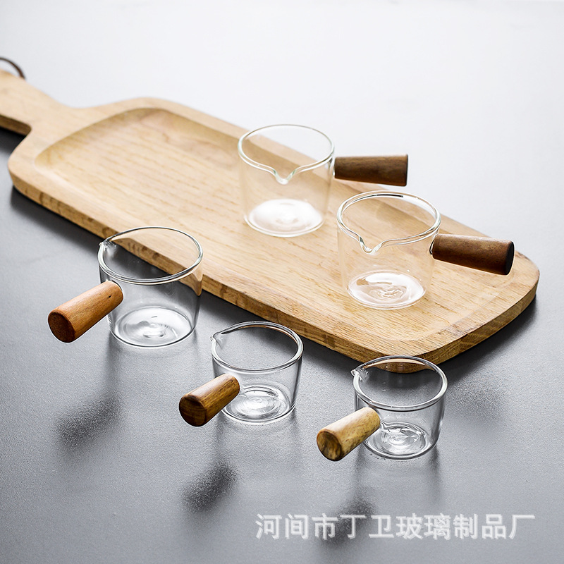 Итальянская стеклянная маленькая чашка для молока мини-банка для кофе с деревянной ручкой  oz