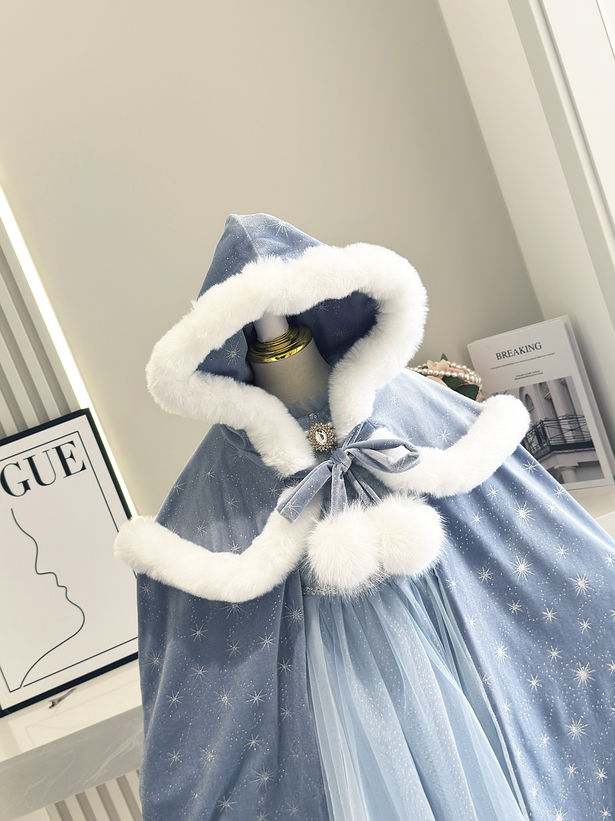 Princess Elsa Cape Shawl Jacket 2025 Winter New Little Girl Frozen Birthday Outing Cape