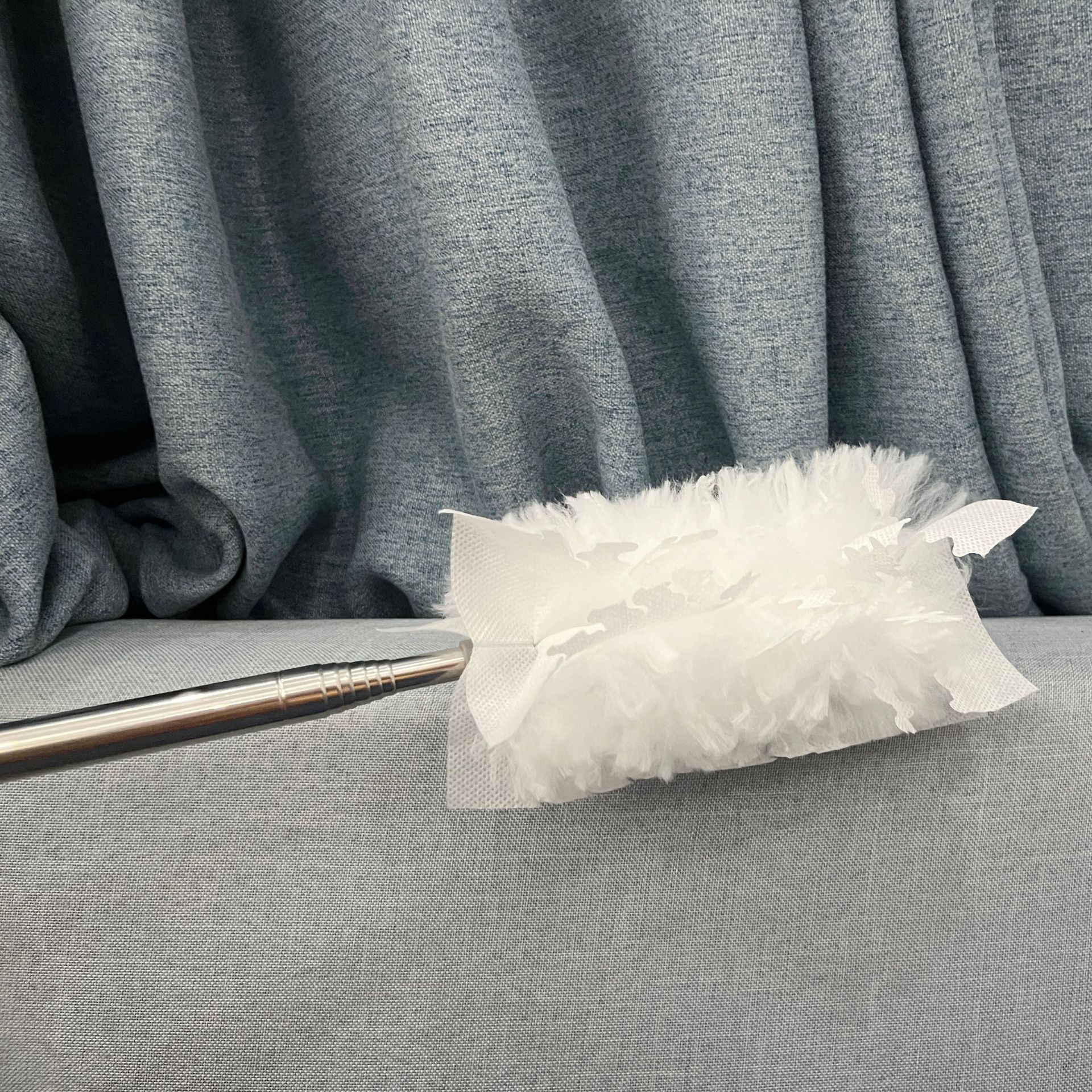 Dust duster fiber lengthened electrostatic suction desktop sweep telescopic dust brush replacement cloth head retractable disposable