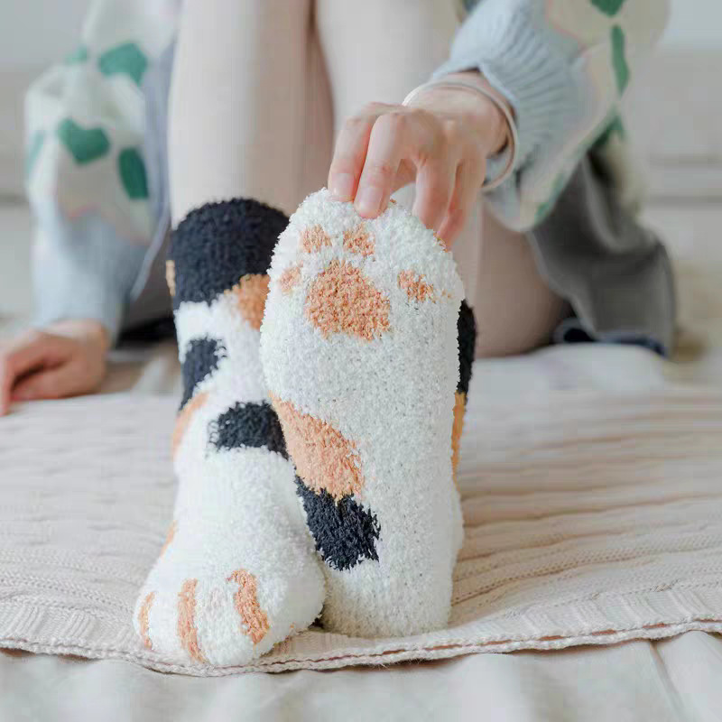 Stuffed Socks for Women, Coral Velvet Autumn and Winter Thickeneded Warm Mid-Calf Socks, Floor Socks, Cat Claws, Cute Home Sleeping Socks for Women