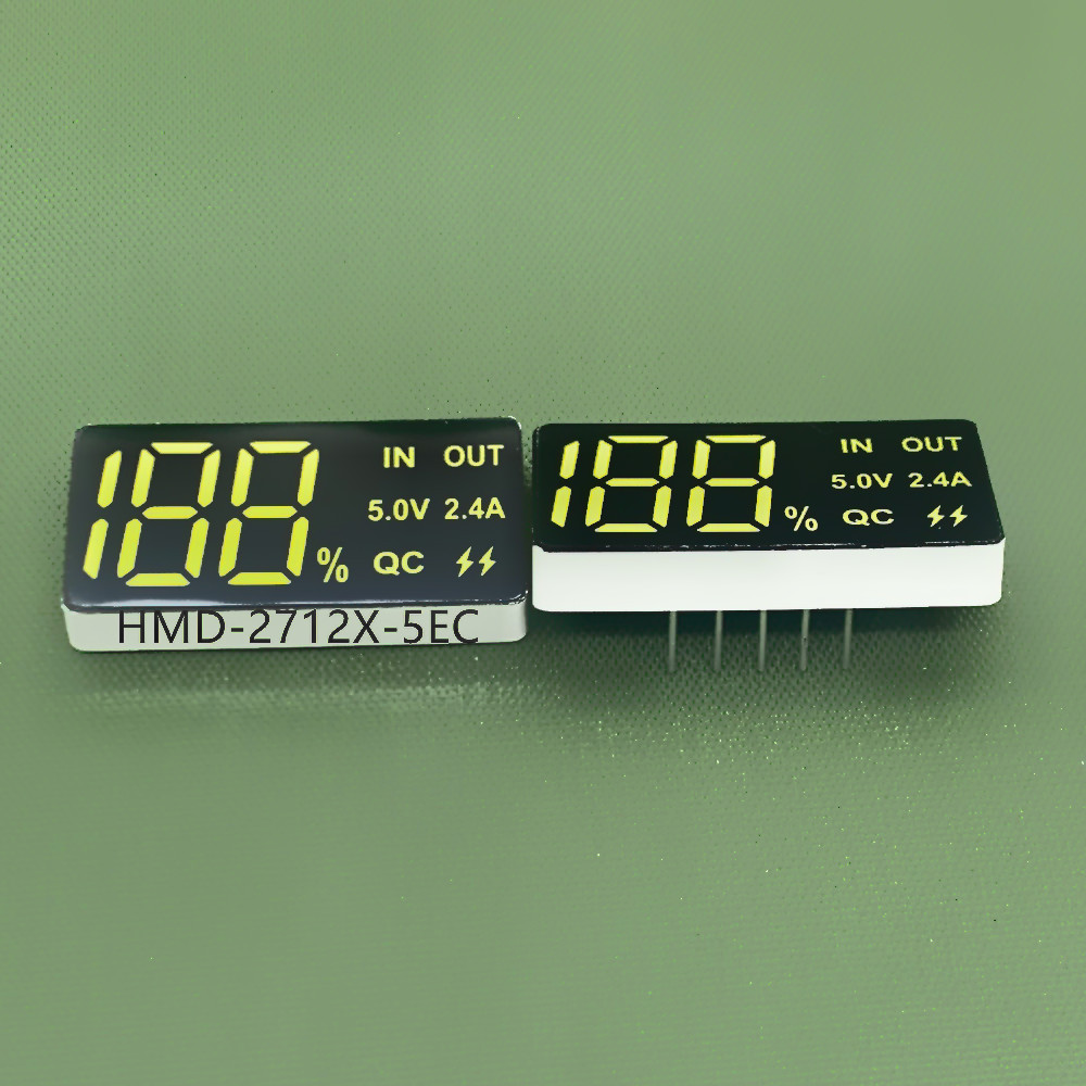 Manufacturers supply mobile power LED digital tube three-position 5-foot white green light charging treasure digital screen 0.56-inch