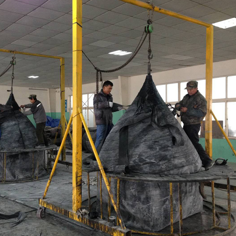 Manufacturer Produces Diameter 1.5m Length 13m Natural Rubber Airbag for Ship Repair and Lifting