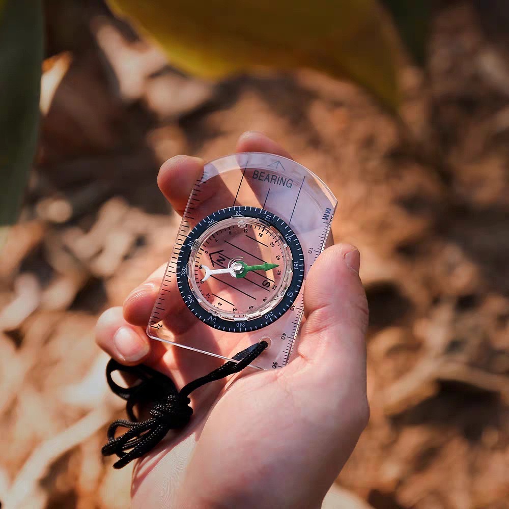 Outdoor Multifunctional 35mm Portable Compass High Transparent Compass Scale Map Ruler Survival Compass