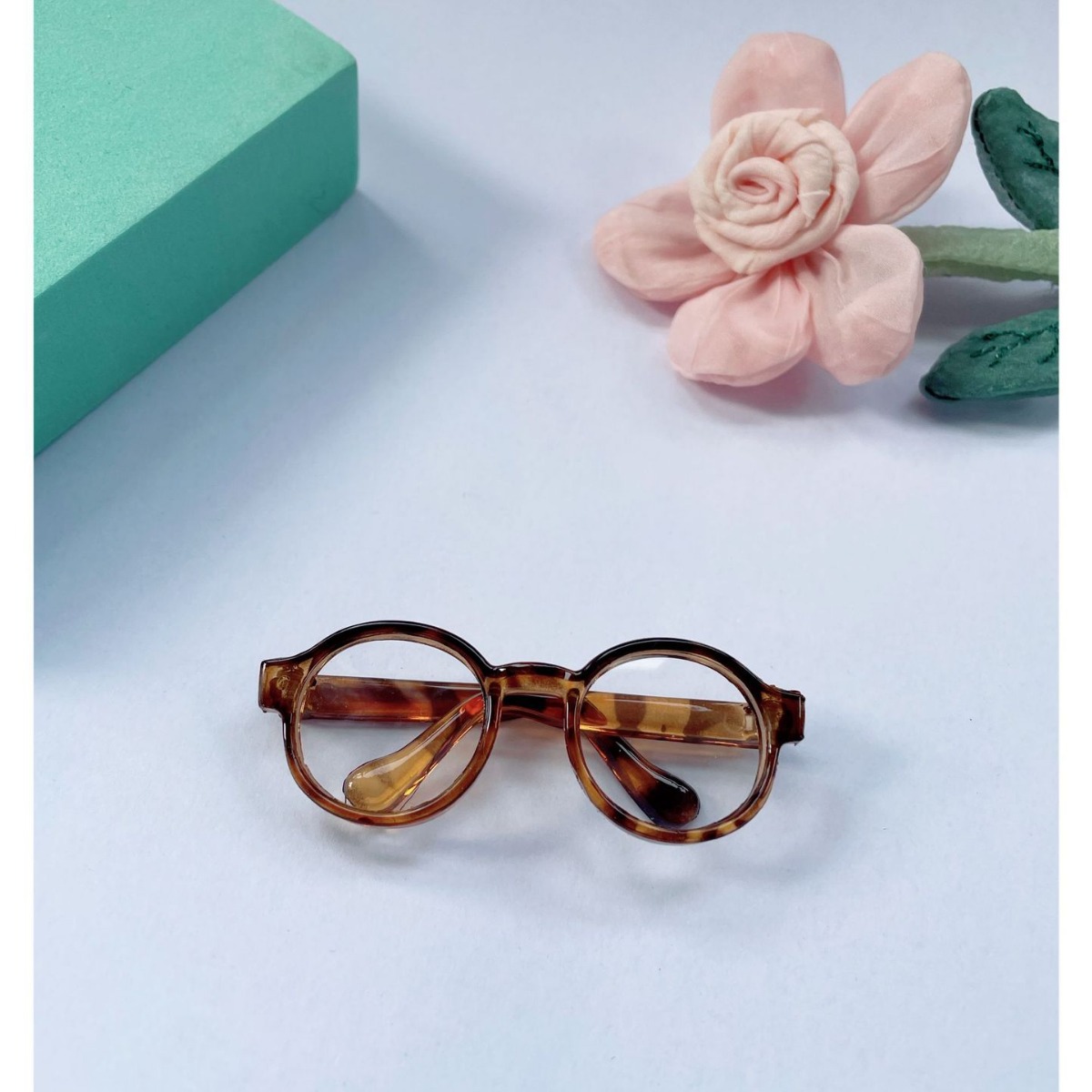 [Glasses Manufacturer] 13cm Self-Deprecating Bear Glasses Labubu Glasses Butter Bear Kt Car Hanging Ornament Accessories