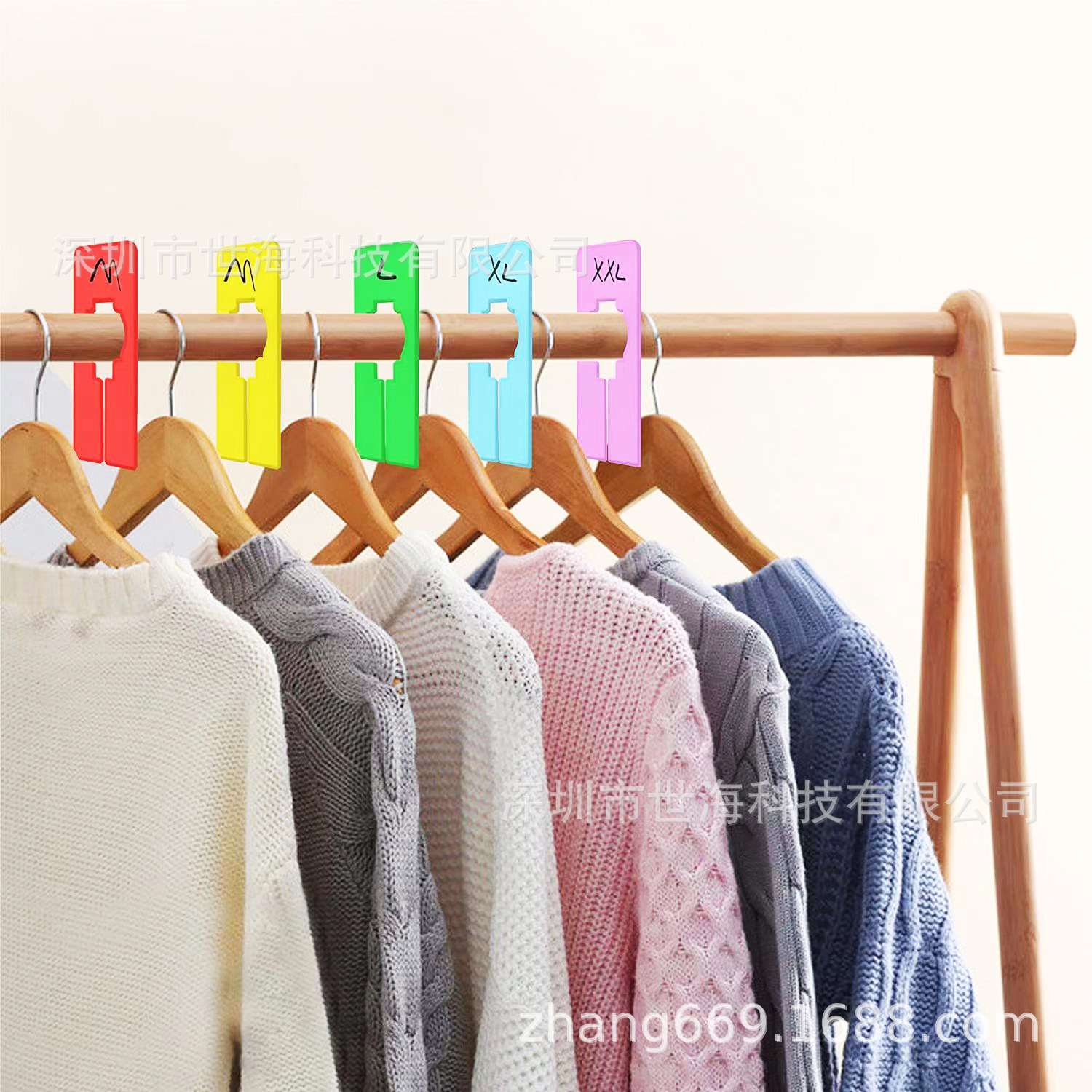 Cross-border clothing division brand factory direct square division brand clothing plastic separation circle clothing size separation