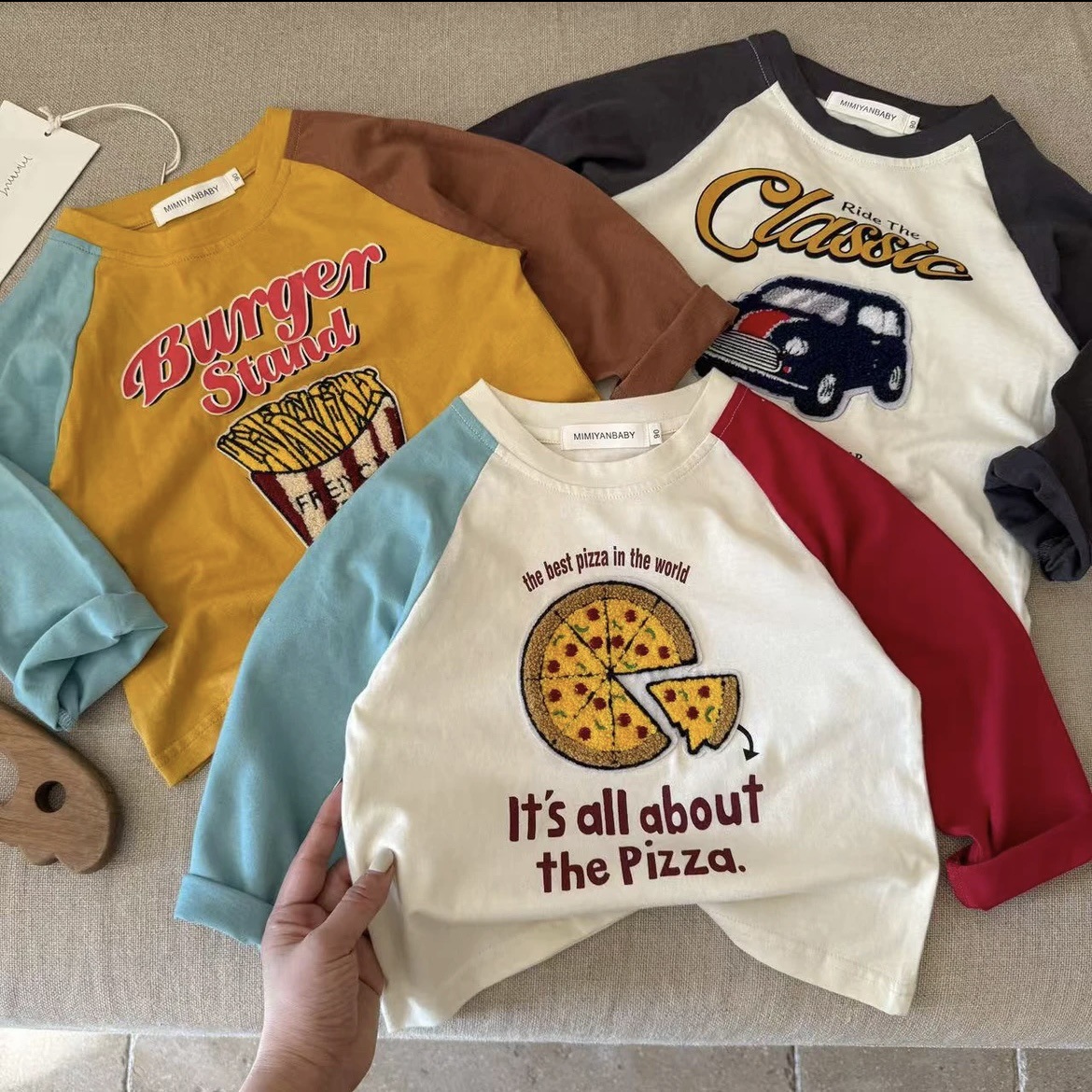 Детская футболка, весна 2025, новые трехмерные рукава для мальчиков и девочек, длинный рукав, контрастная базовая футболка для малышей