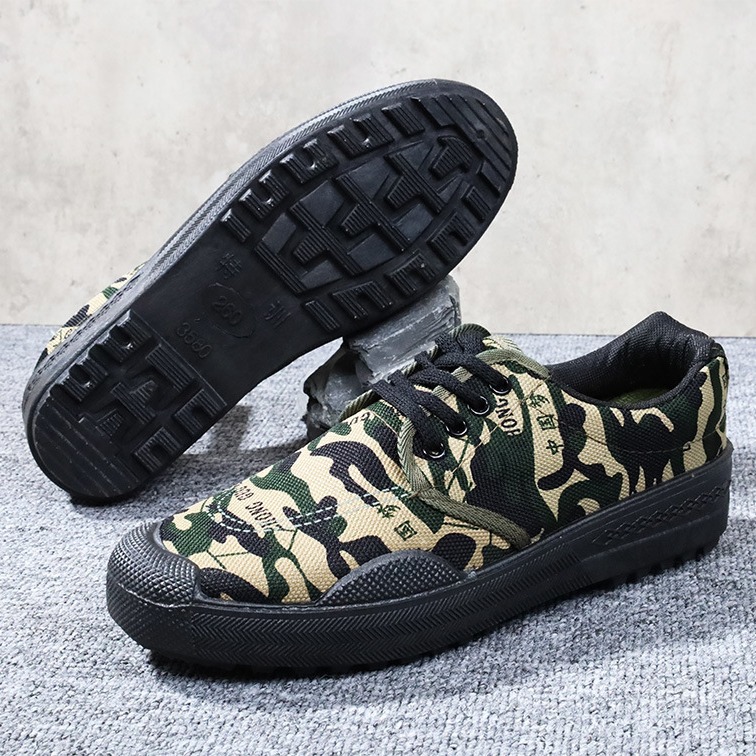 Liberation shoes men's construction site shoes labor protection shoes low side liberation shoes yellow rubber shoes factory wholesale a generation of hair