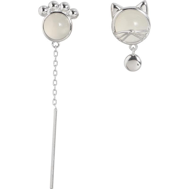 White Chalcedony Cat Asymmetric Earrings Niche Design Ear Studs Women's Earrings Summer Light Luxury