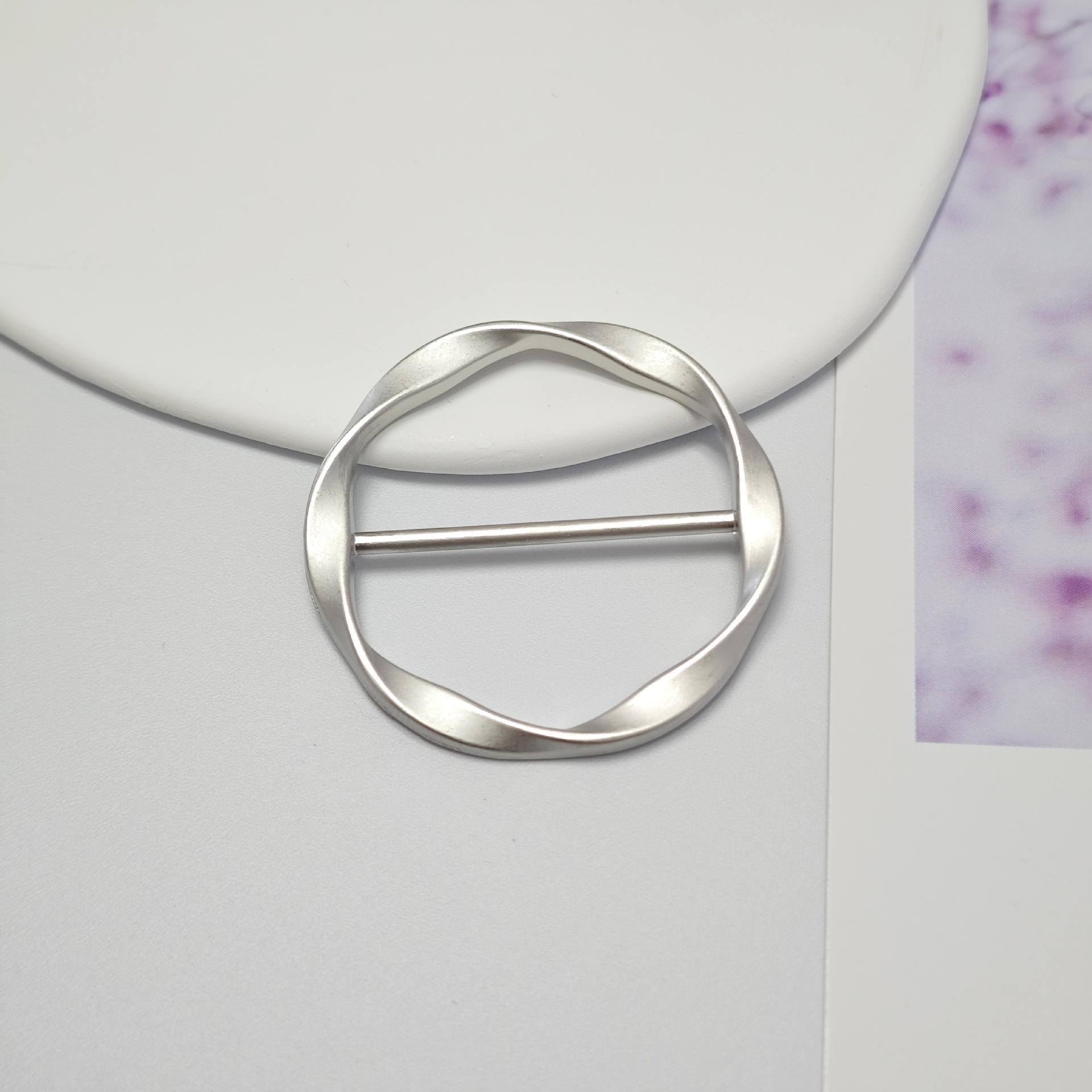 T-Shirt Short-Sleeved Shortened Artifact Spring and Summer Silk Scarf Buckle Belt Buckle Versatile Corner Knotted Buckle Waist Button Corner Button