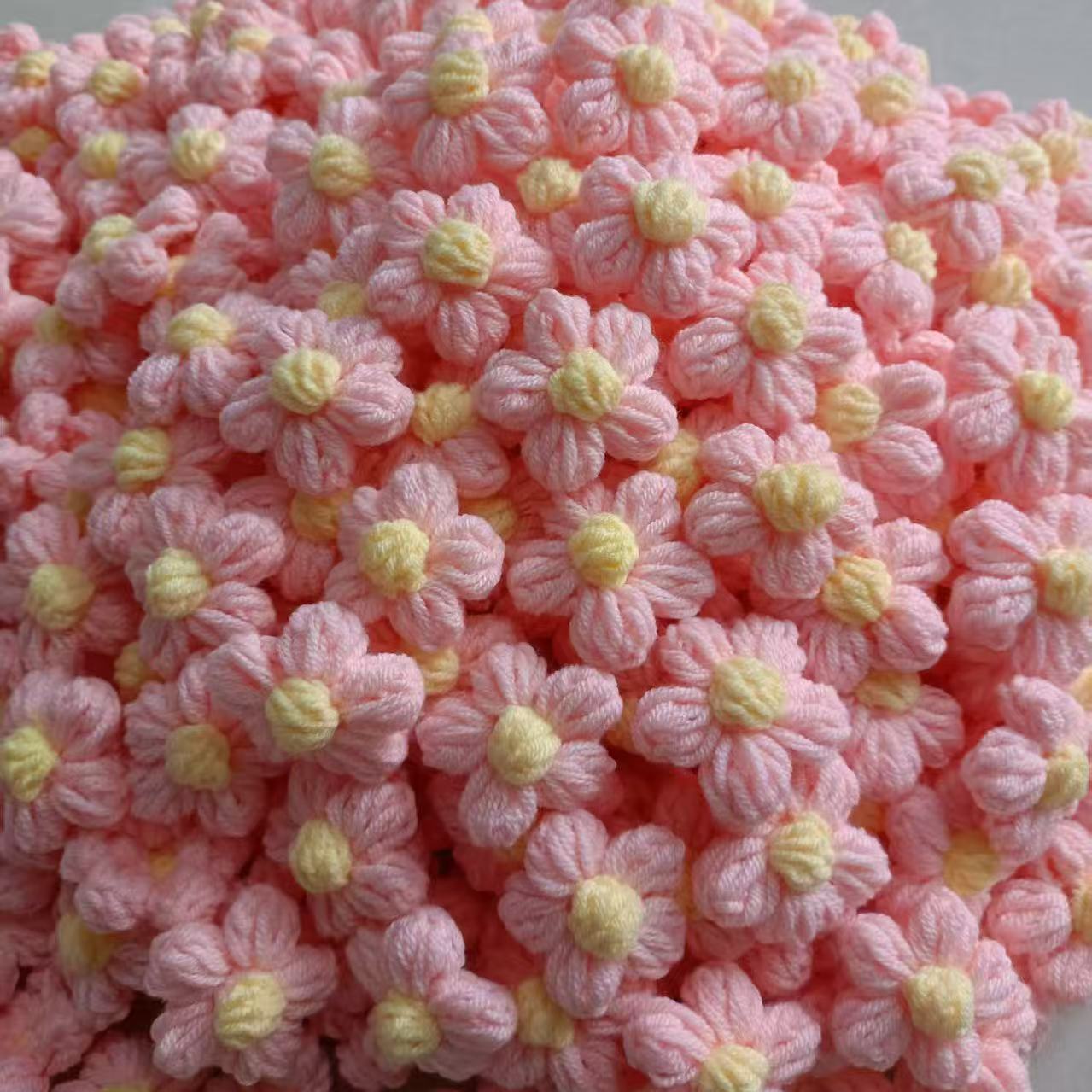 Manufacturer Wholesale Spot Handmade Puff Flower Wool Flower DIY Hairpin Jewelry Accessories Corsage Bag Clothing Accessories