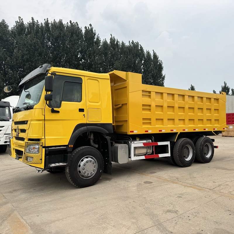 Export Refurbished Howo Heavy Truck 8X4 Howo Truck Dump Truck 12-Wheel Dump Truck 371 Horsepower Truck Engineering Vehicle