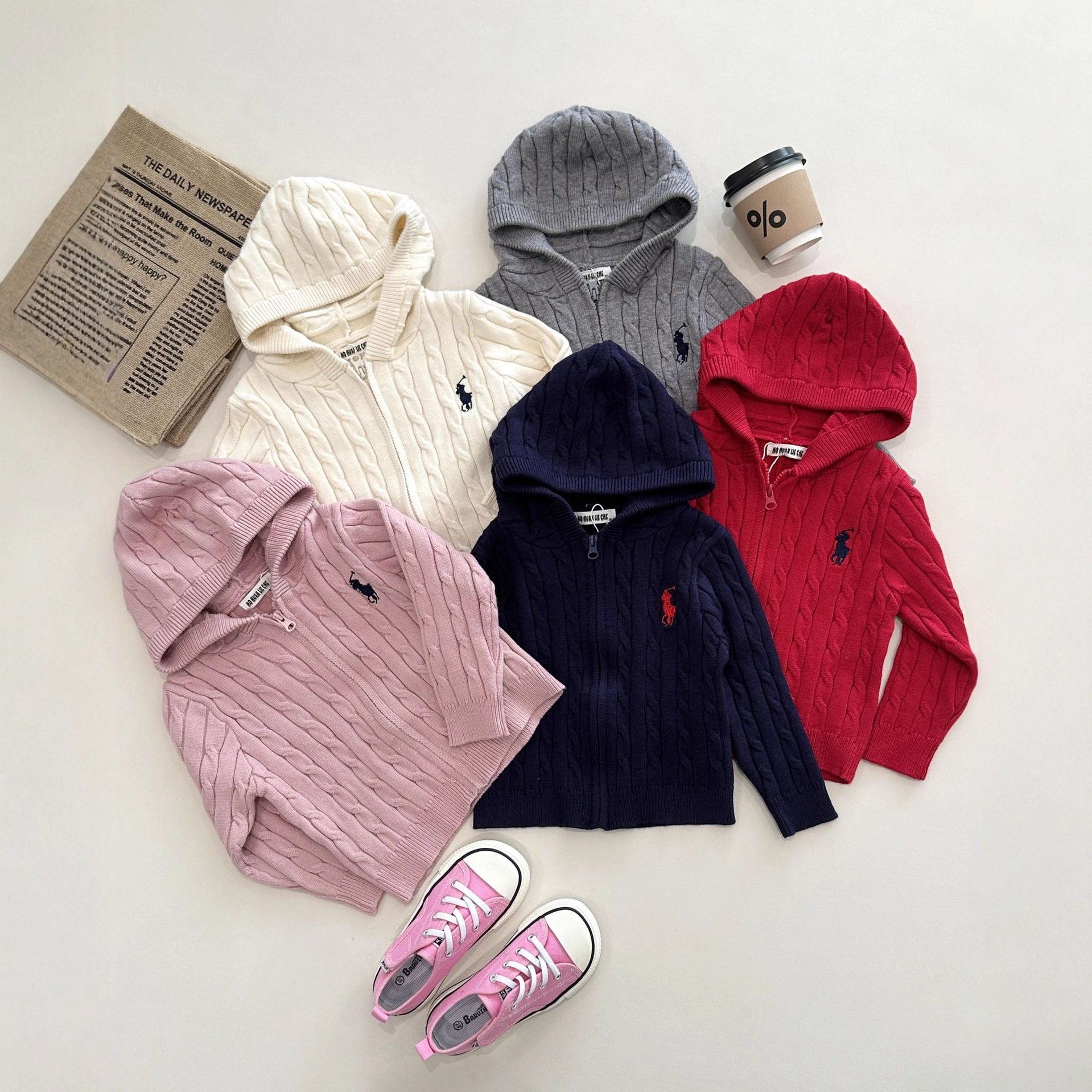 Осенне-зимняя новая корейская стильная вязаная шапка с мультяшной вышивкой для мальчиков и девочек 25806