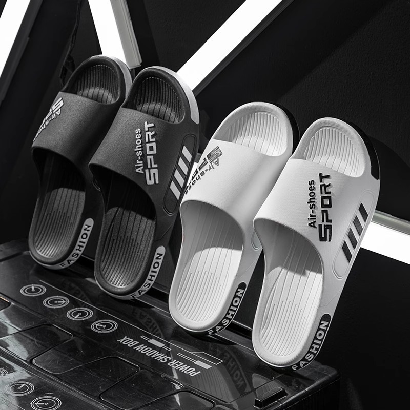 Slippers for Men 2025 New Summer Outer Wear Non-Slip Anti-Odor Indoor Home Bathroom Bathing Large Size Sports Sandals for Men