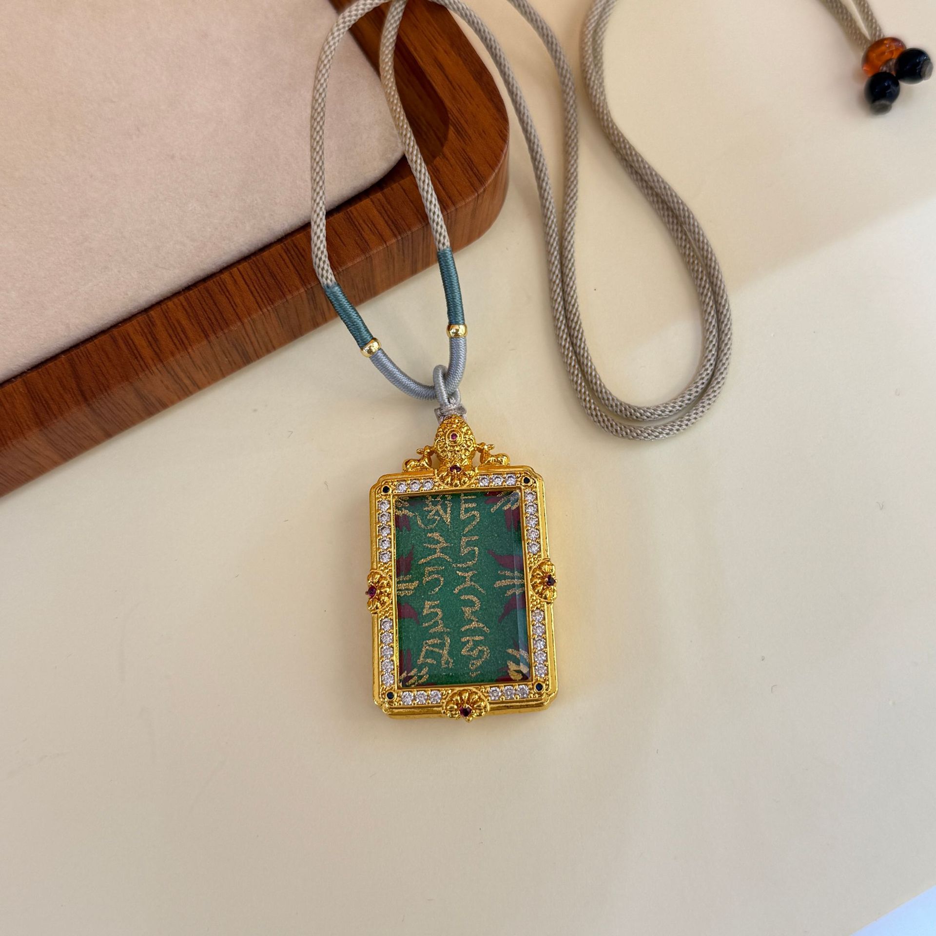 New Hand-Painted Scriptures and Mantras Thangka, Hand-Painted Gold-Plated Copper, Fully Handmade Buddhist Amulets, Xizang Ethnic Style Small Thangka Wholesale