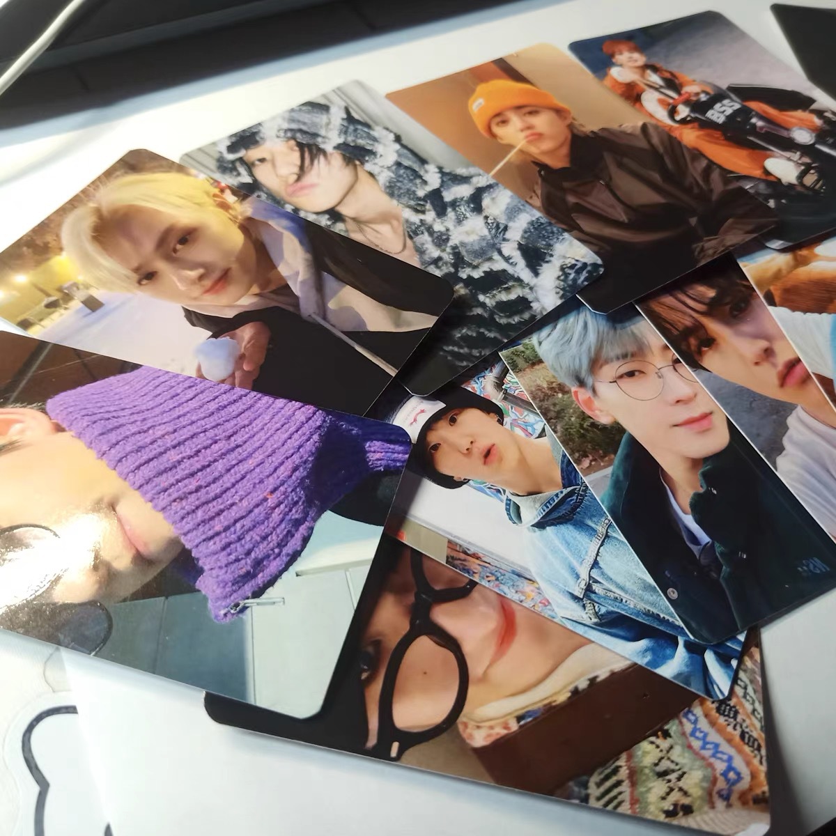 [Factory Haining Yiheng Hn] Small Card Custom Album Small Card Production and Printing Custom Star Gu Card Bright Film