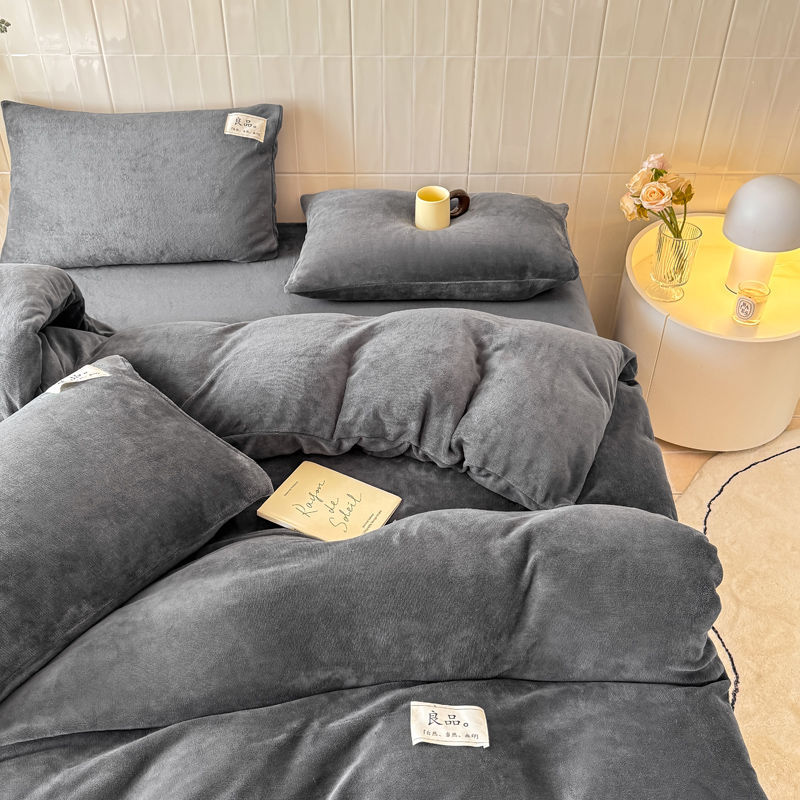 Thickened Milk Velvet Four-Piece Set, Winter Warm Flannel Fleece-Lined Double-Sided Three-Piece Bed Bed Sheets Quilt Cover, Maternal and Infant Grade