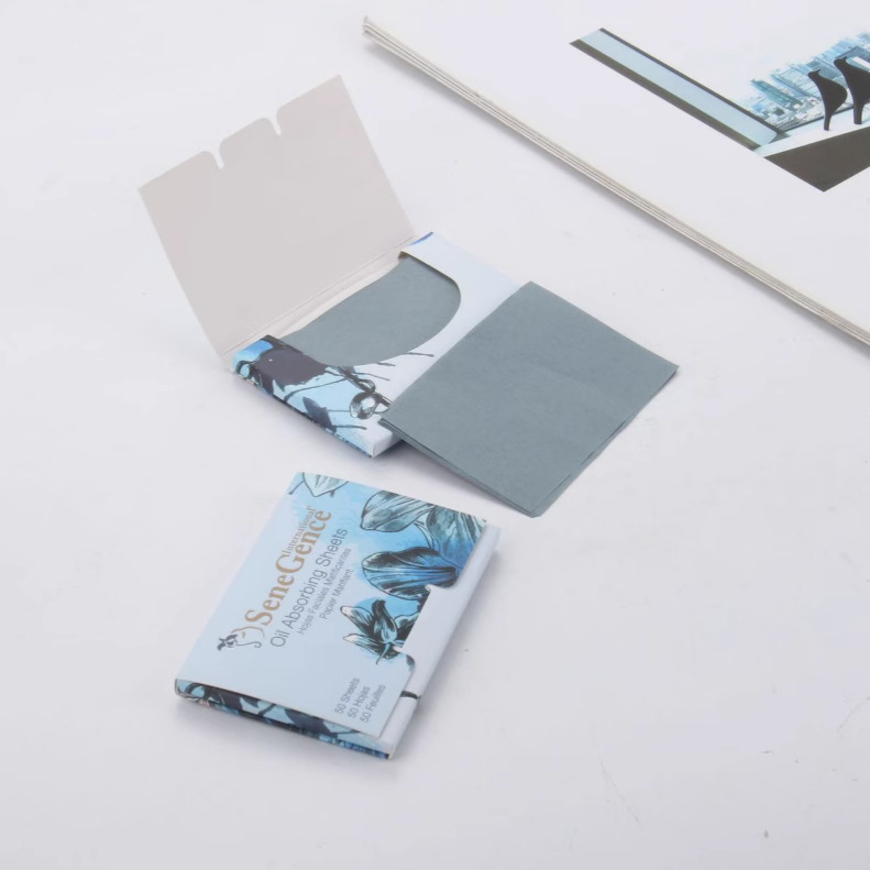 Oil-Absorbing Paper, Oil-Absorbing Facial Tissue, Green Tea Paper, Bamboo Charcoal Paper, Boxed Oil-Control Portable Facial Tissue for Female Students, Refreshing Oil Control
