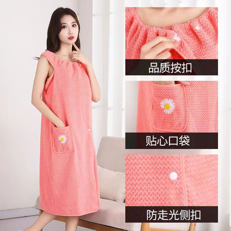 Bath Skirt Enlarged and Longed Coral Velvet Pineapple Plaid Can Be Wrapped and Wearable Bath Towel Women's Suspender Bath Towel Robe Vest Bath Towel Skirt