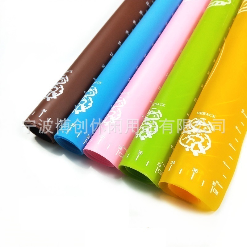 High temperature scale non-slip rolling pin pad thickened baking pad kitchen silicone pad oversized silicone and dough pad kneading pad