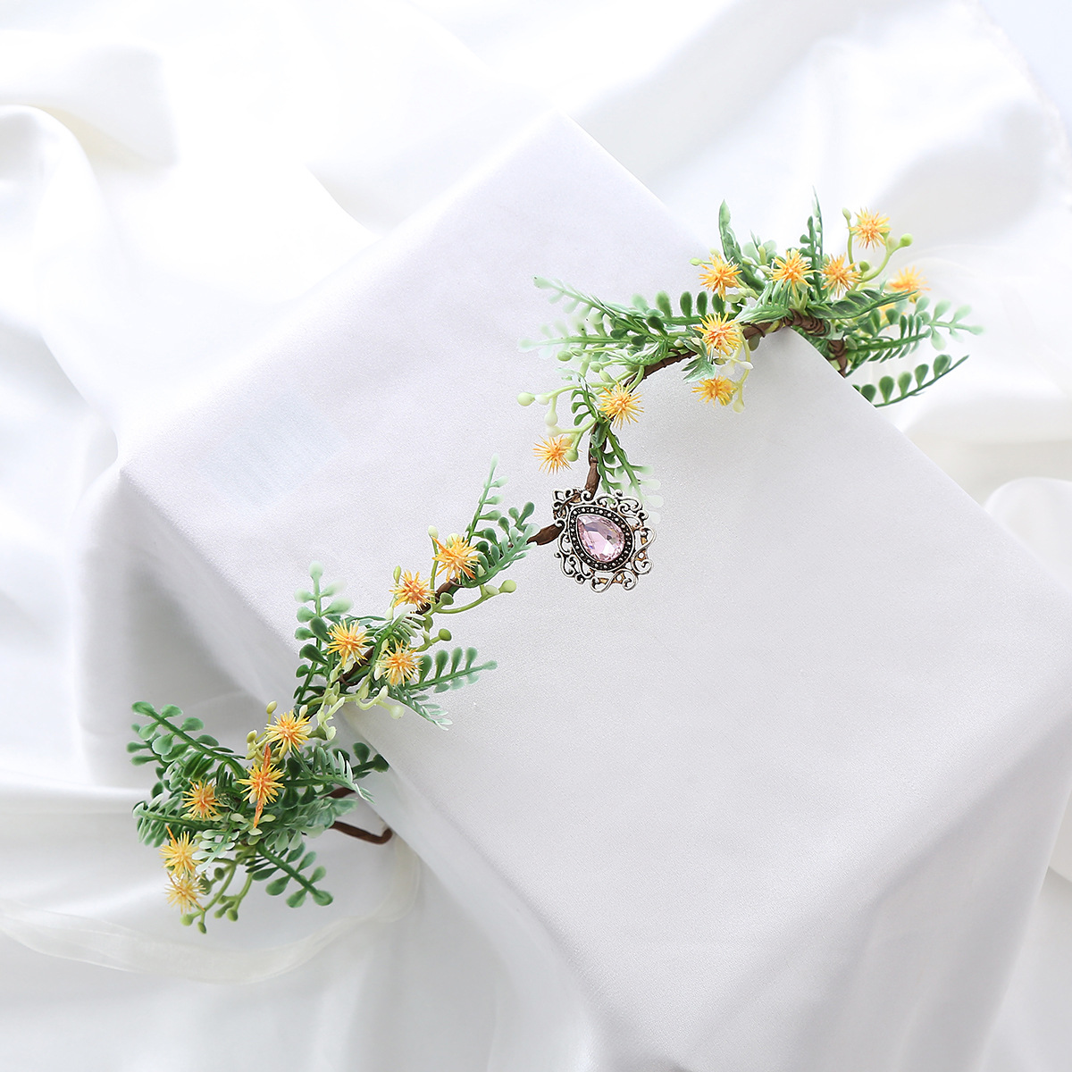 Handmade Forest Flower Crown Headband Wedding Fairy Headdress Crystal Retro Role-Playing Clothing Accessories